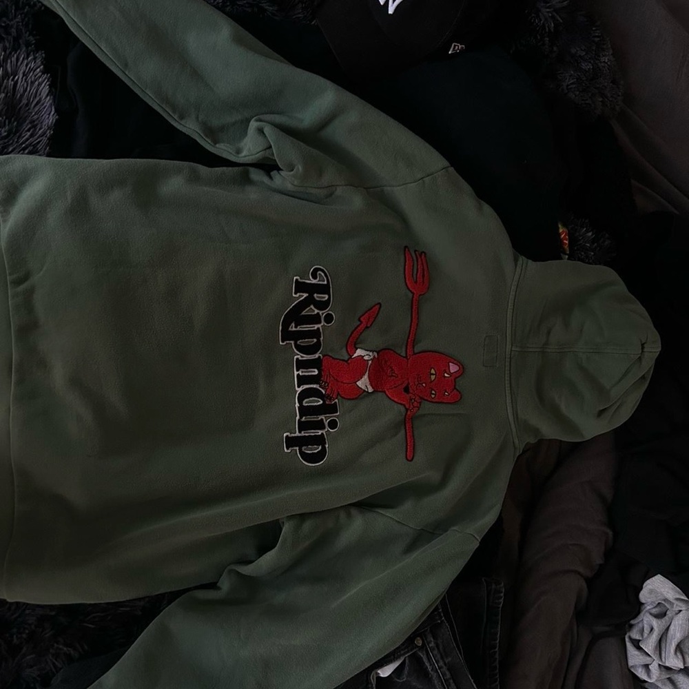 Rip N Dip NEW UN-USED HOODIE